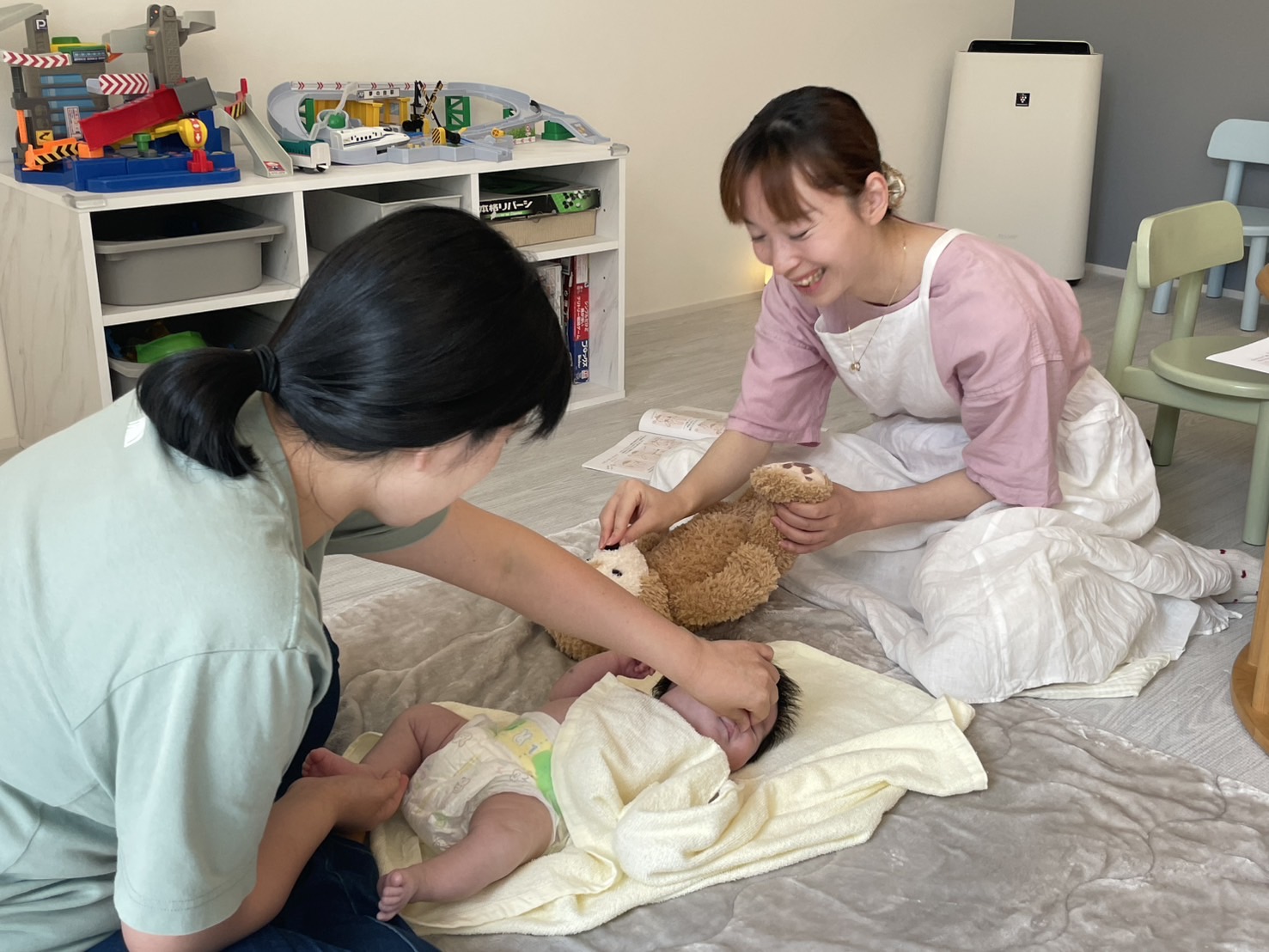 親子で楽しむ 「虫よけスプレー&かゆかゆロールオン作り」ワークショップ