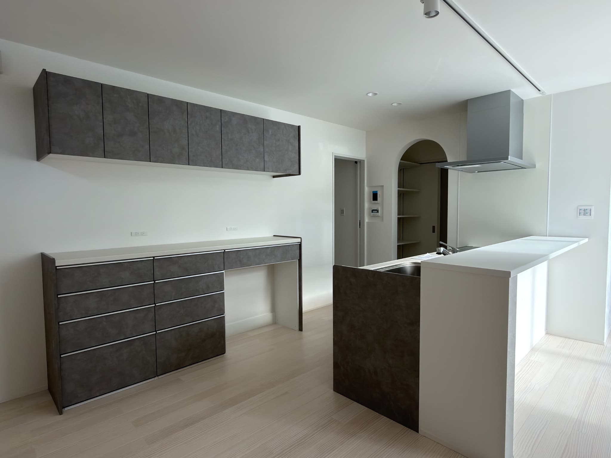 29坪で叶えた！外に閉じて中に開く中庭のある家