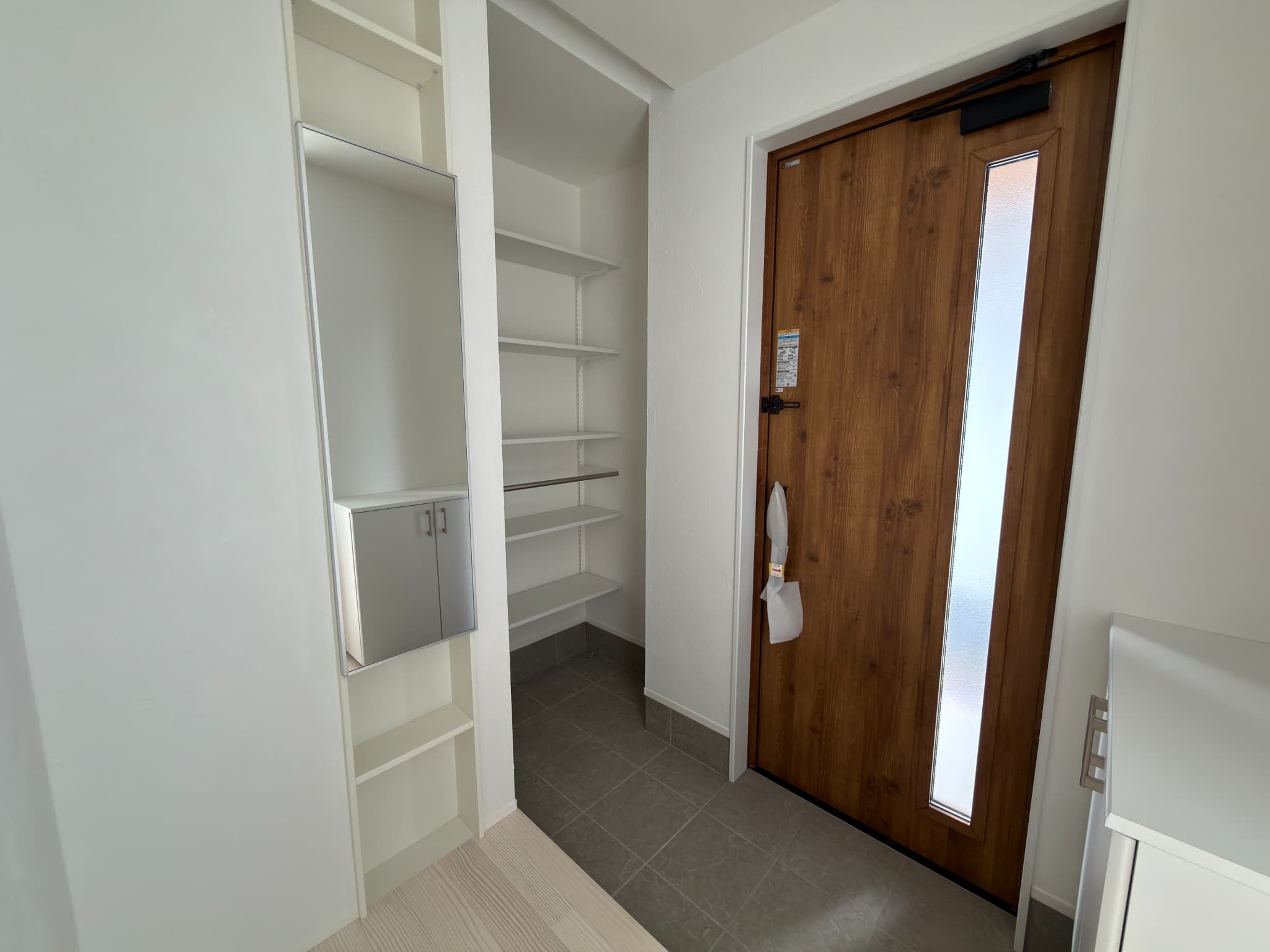 29坪で叶えた！外に閉じて中に開く中庭のある家