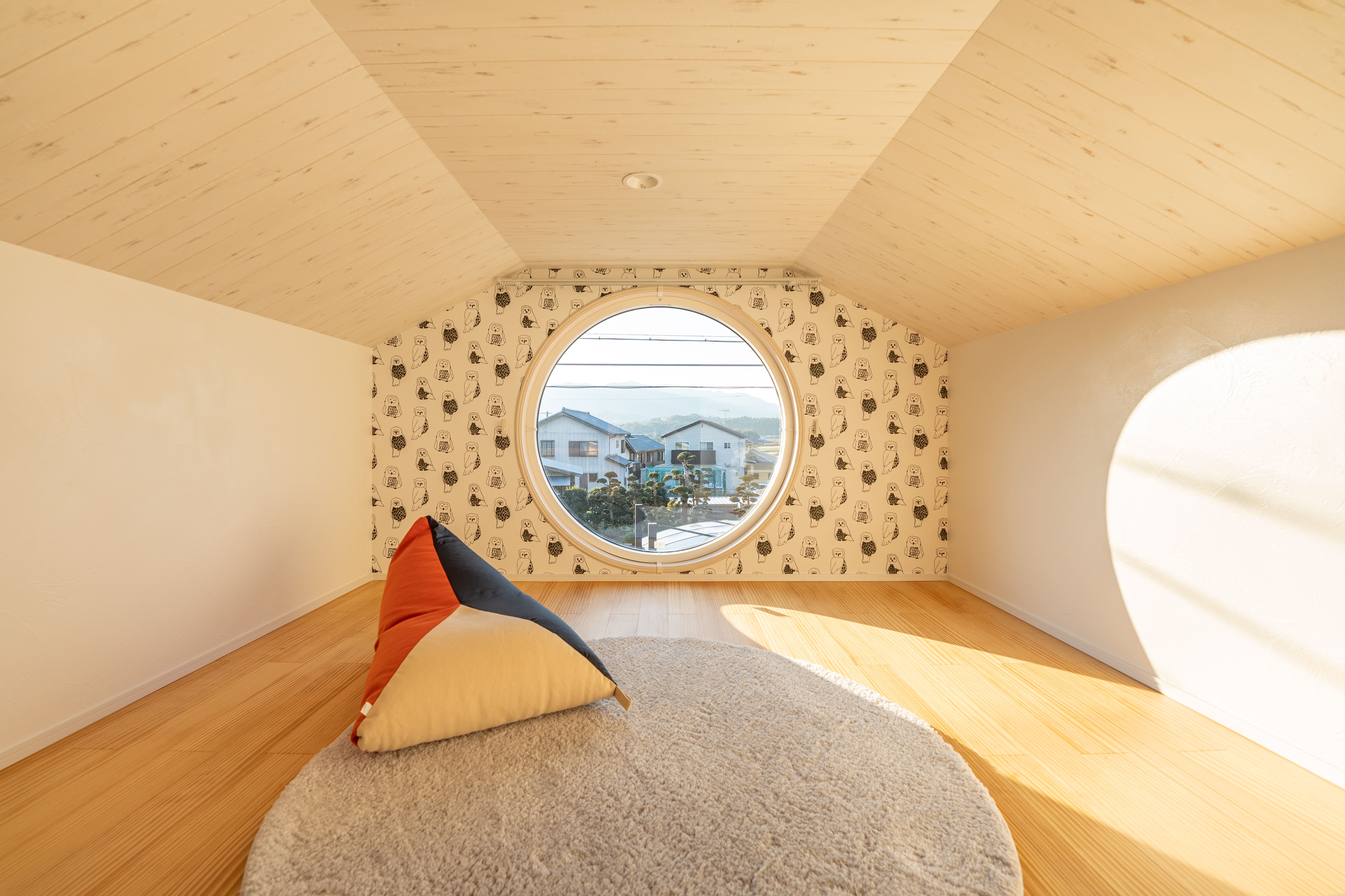 「自然素材の家」だから心地いい。集中力が高まる書斎・ヌック・多目的スペース特集