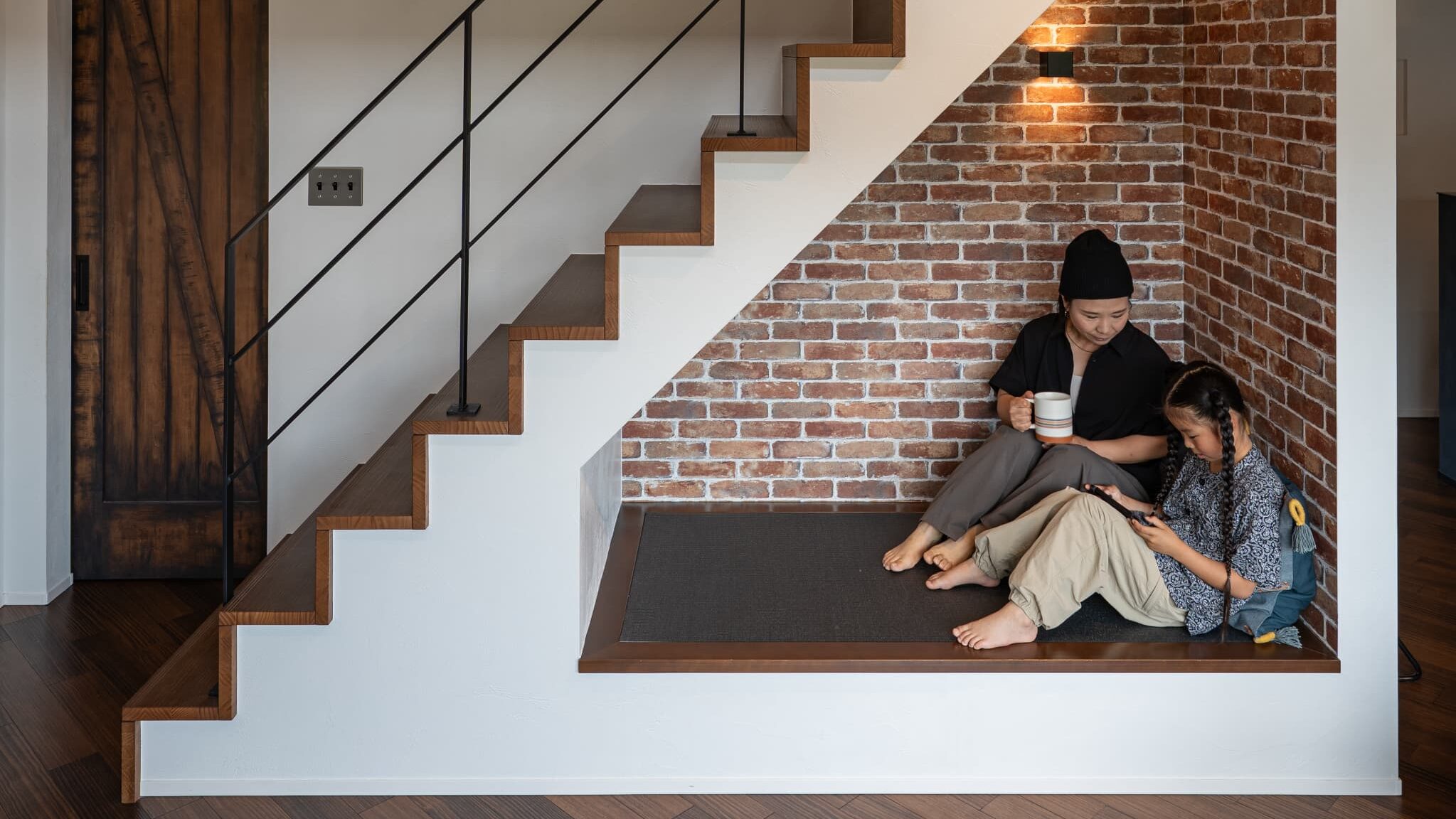 「自然素材の家」だから心地いい。集中力が高まる書斎・ヌック・多目的スペース特集