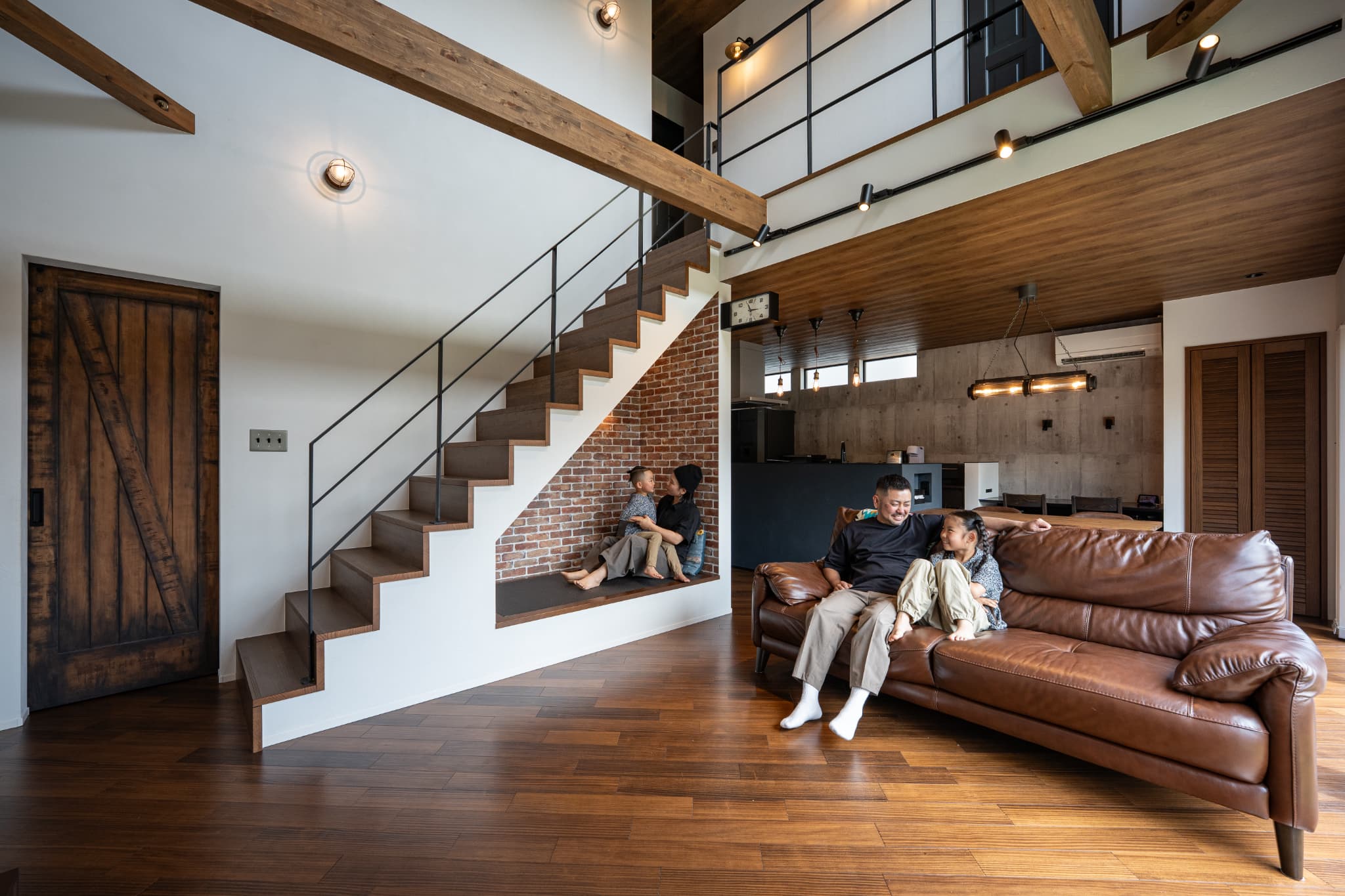 「リビング階段」のメリット・デメリット総まとめ!失敗しないための設計ポイントとは