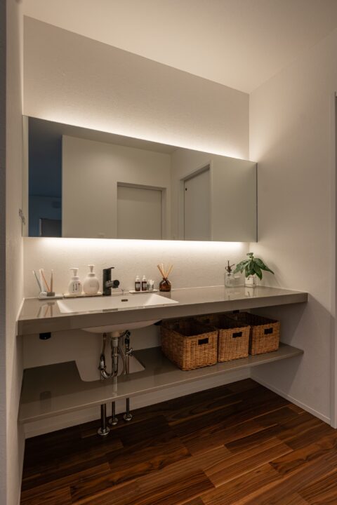 線を揃えた洗練のデザイン、上質な心地よさに包まれる家